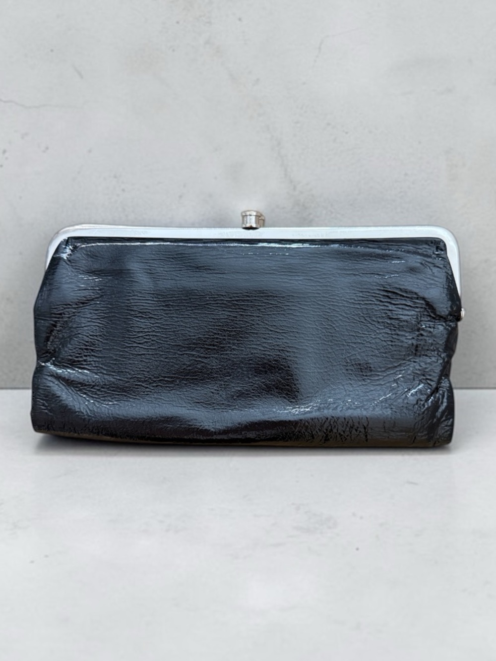 Hobo Lauren Wallet Clutch Black Patent Leather with Silver Hardware Mint Cond - Picture 1 of 9